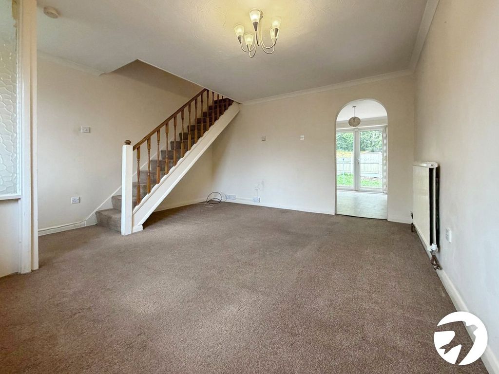 Property photo 2 of 13 Picture No. 11