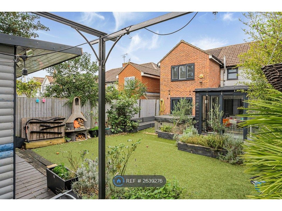 Property photo 2 of 18