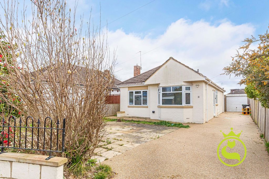 Property photo 1 of 12