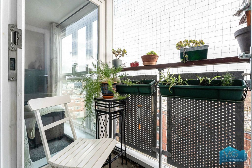 Property photo 3 of 18 Picture No. 21