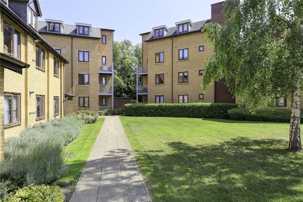 Property photo 1 of 9 Picture No. 03