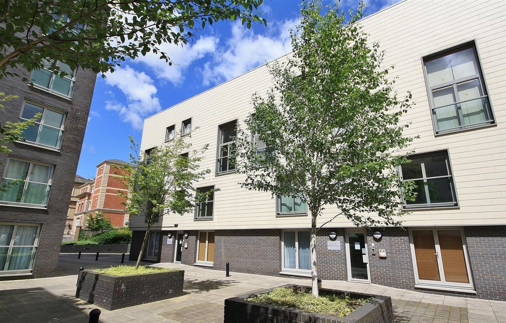 Property photo 1 of 8 Img_4364.Jpg