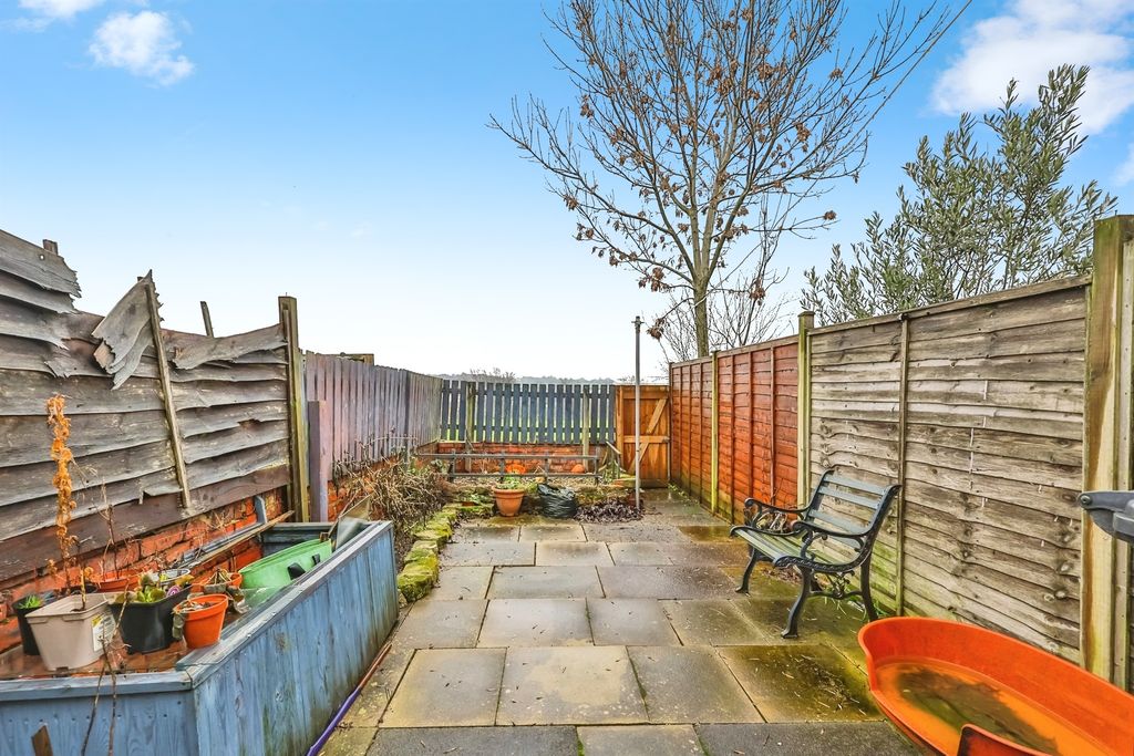 Property photo 3 of 20