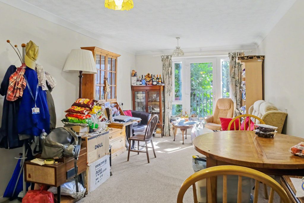 Property photo 3 of 9 Flat 110 Balcon Court, Boileau Road, Ealing, London W5 3Az