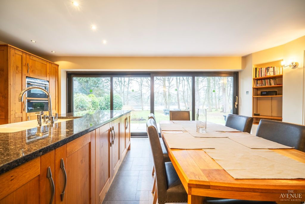 Property photo 3 of 31 3844865