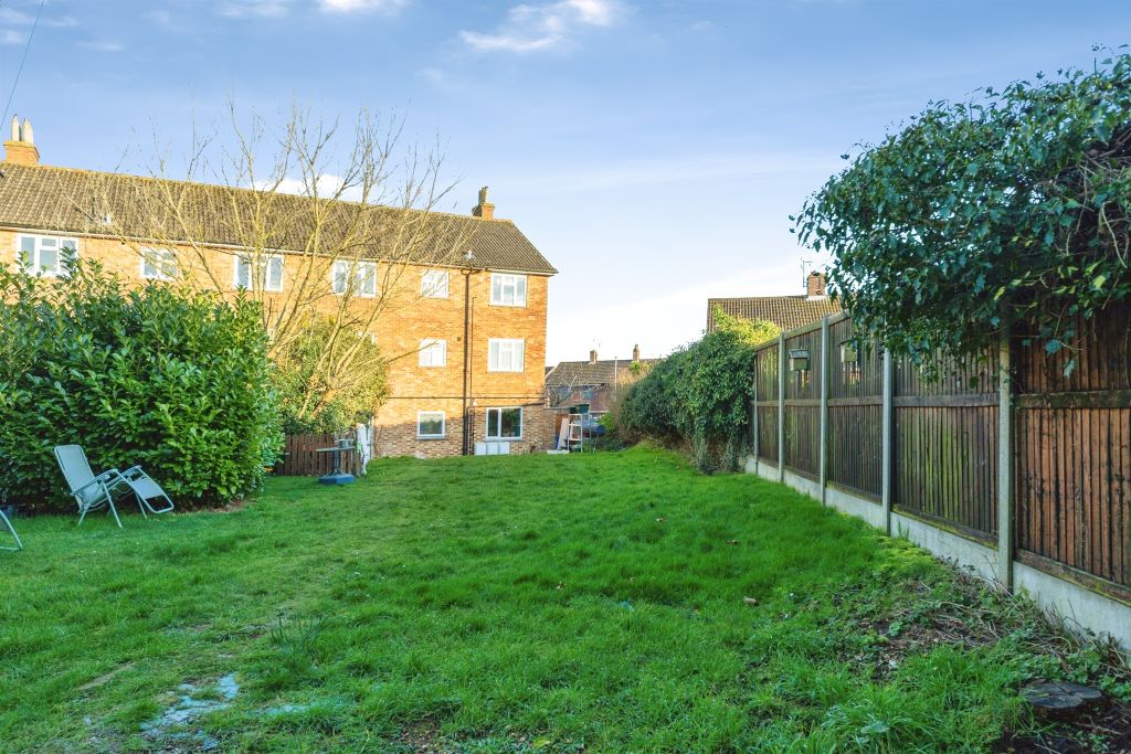 Property photo 2 of 18