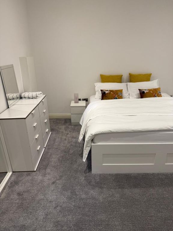 Property photo 3 of 5