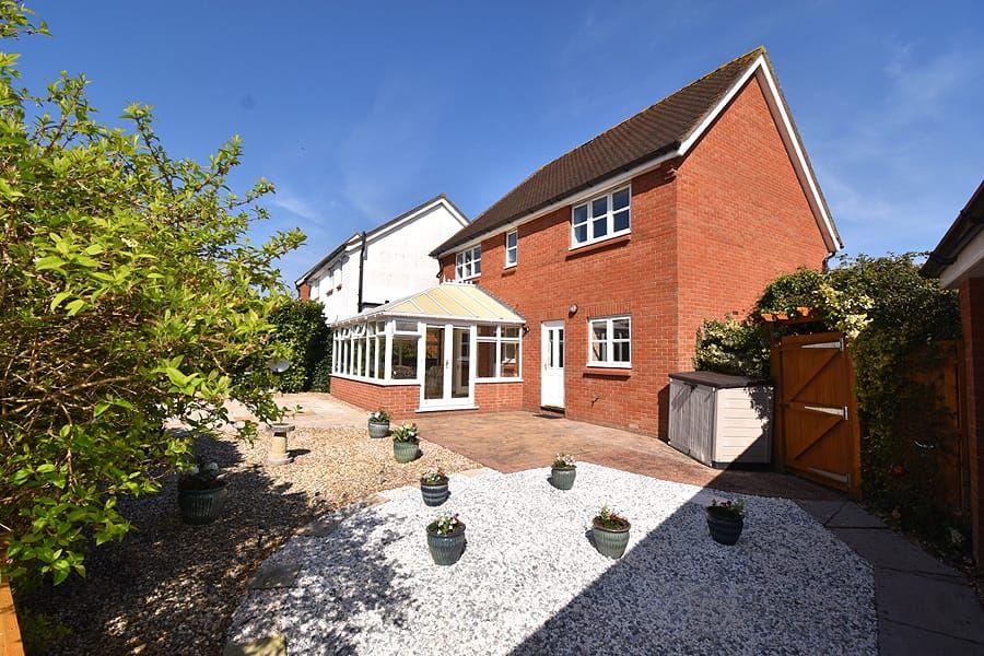 Property photo 3 of 19