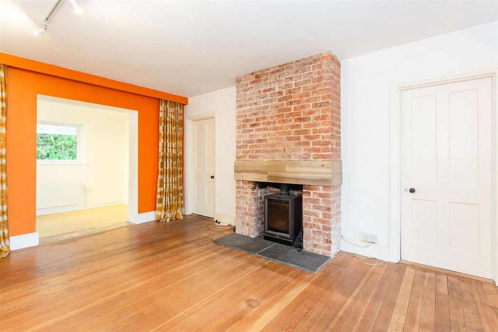 Property photo 3 of 19 Living Room3.Jpg