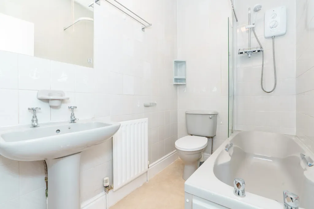 Additional image 9 of 2 bed flat for saleFlat 4, 12 Derby Road, Douglas IM2