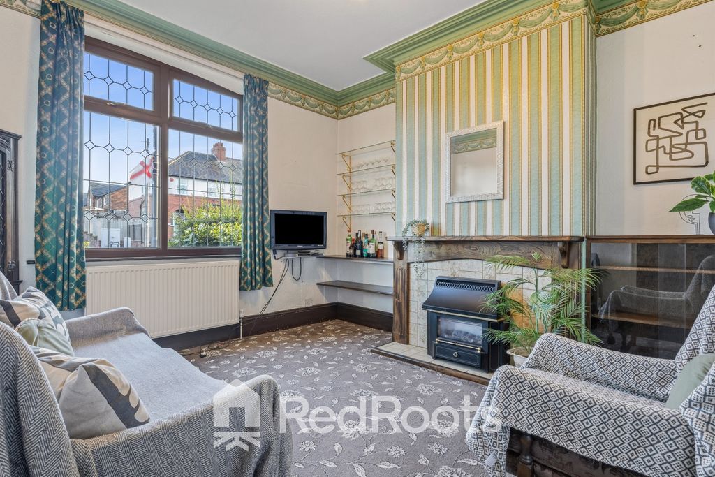 Property photo 2 of 18 4405203