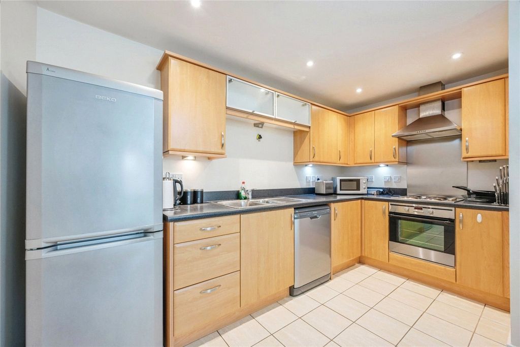 Property photo 2 of 13 Photography
