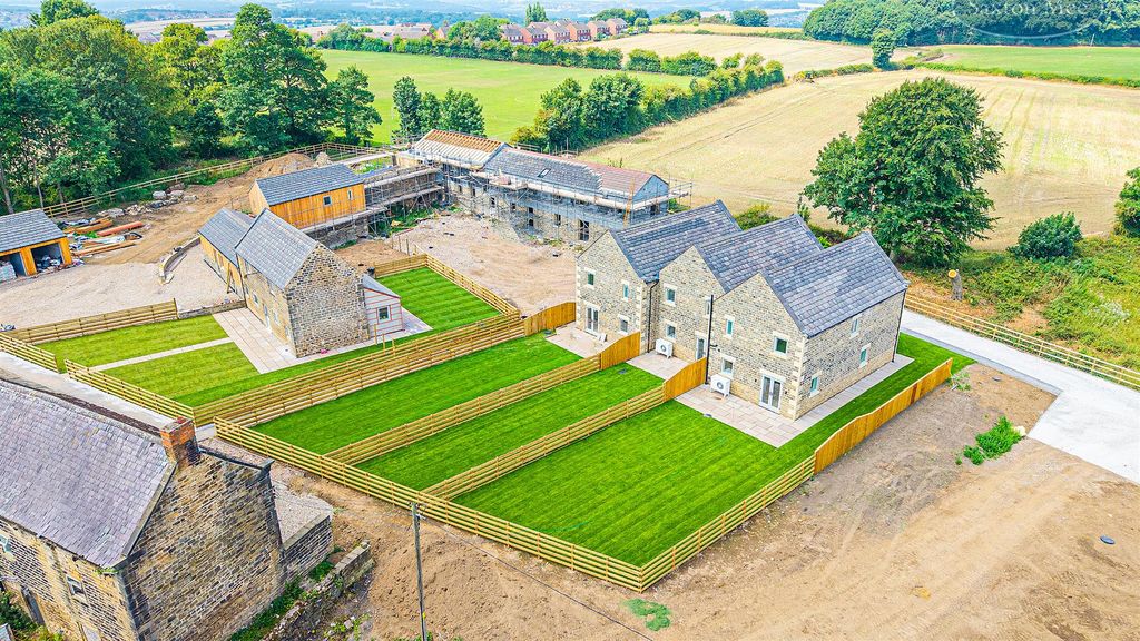 Property photo 2 of 6 Dji_20250725125508_0699_D Copy.Jpg