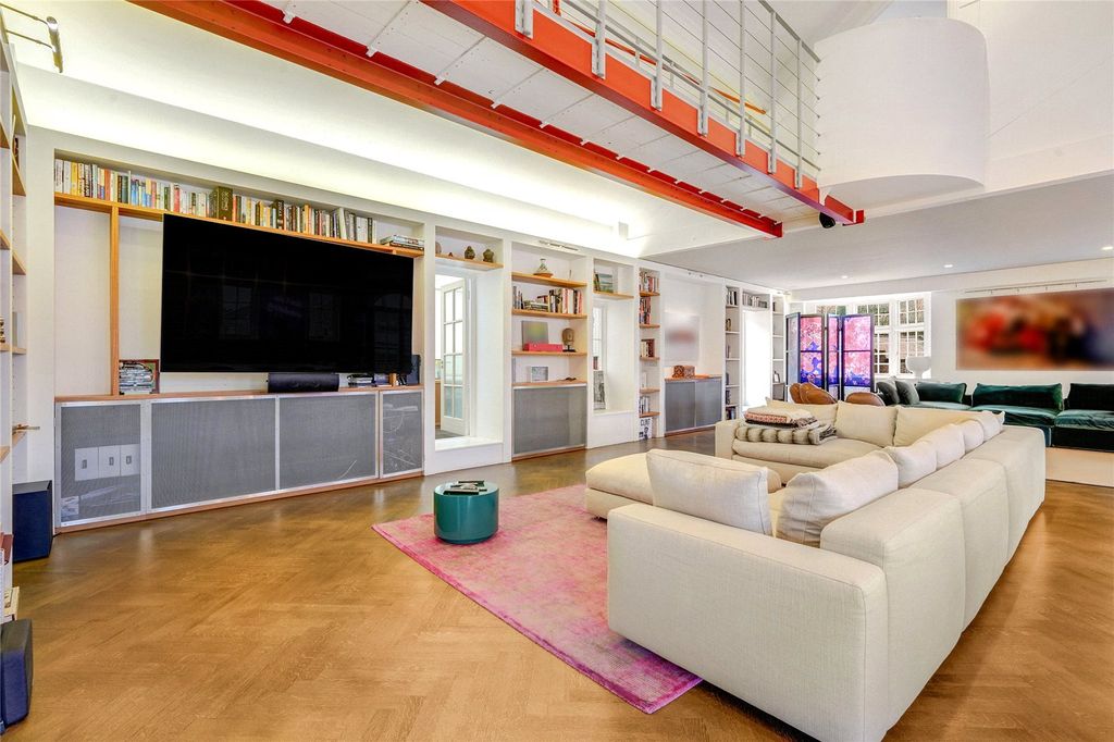 Property photo 3 of 17 Living Area