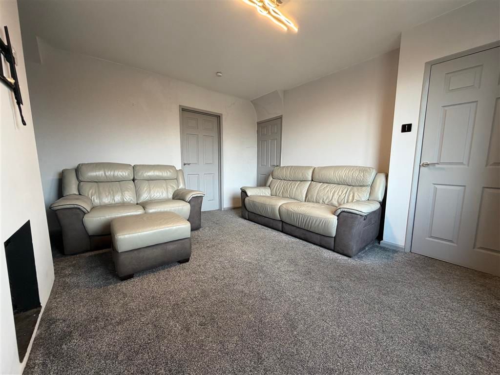 Property photo 2 of 10 Image