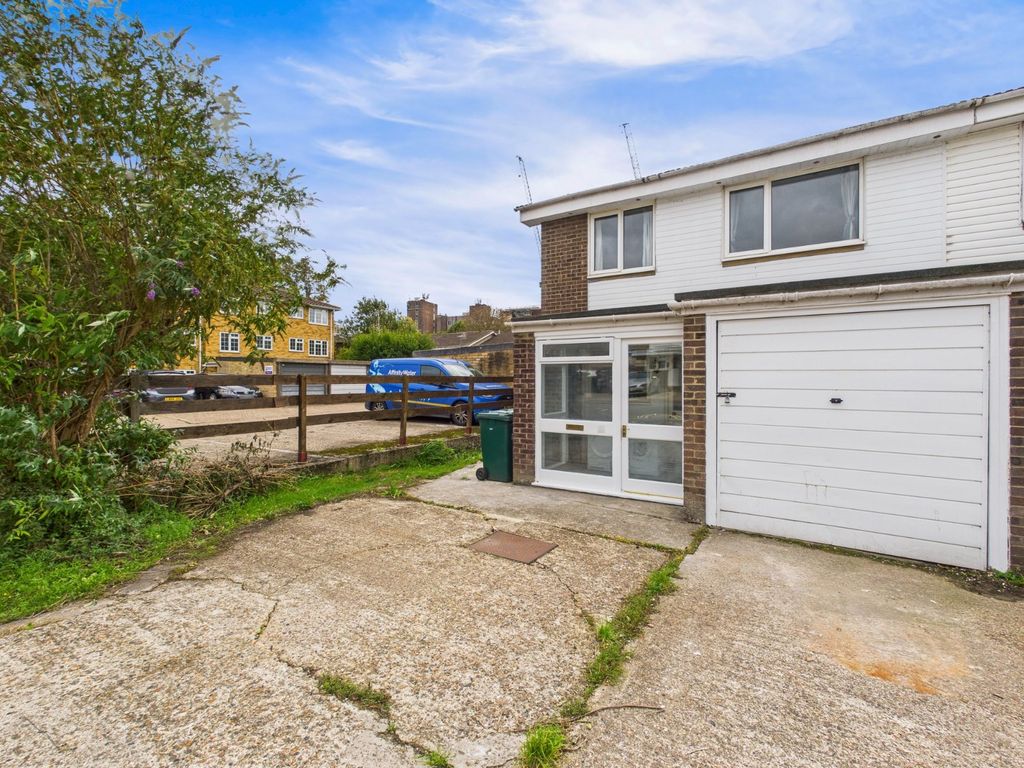 Property photo 1 of 17 Picture No. 28