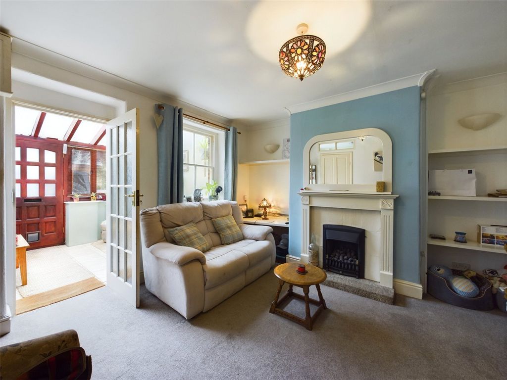 Property photo 3 of 10 Living Area 2