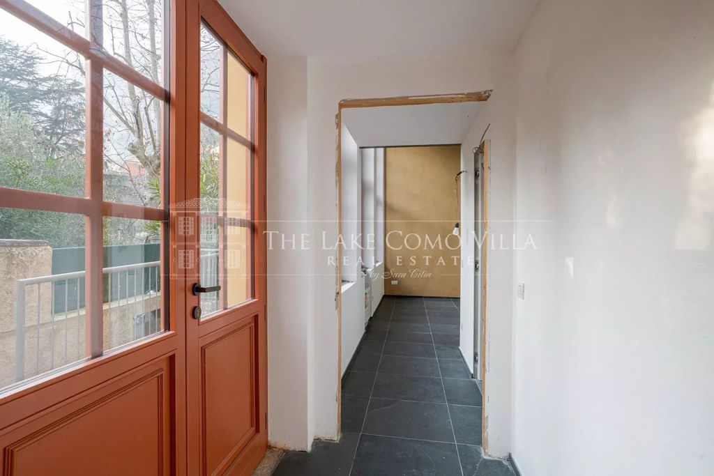 Property photo 2 of 26