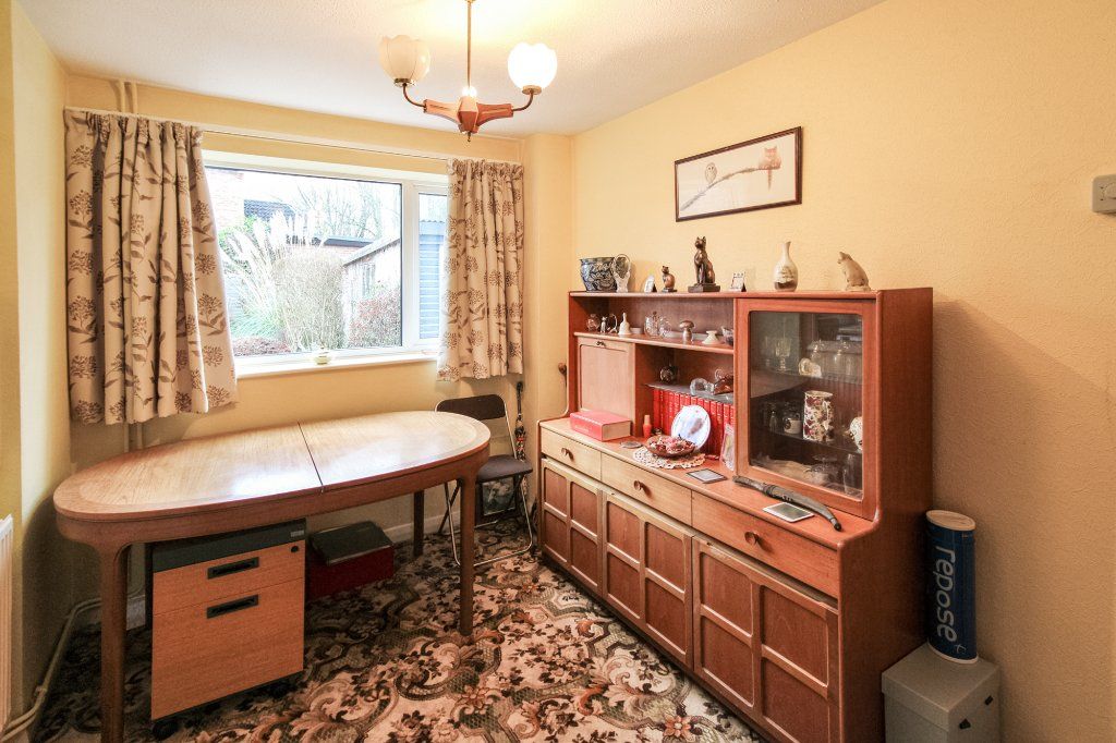 Property photo 3 of 12 Dining Area