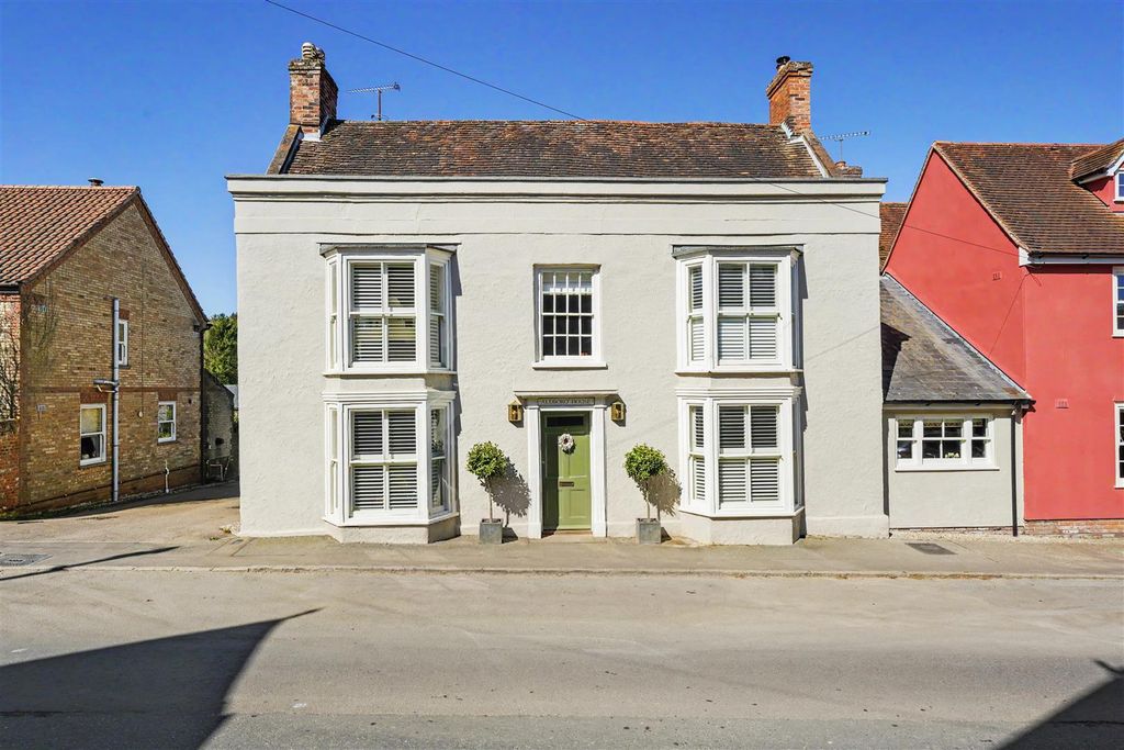 Property photo 1 of 28