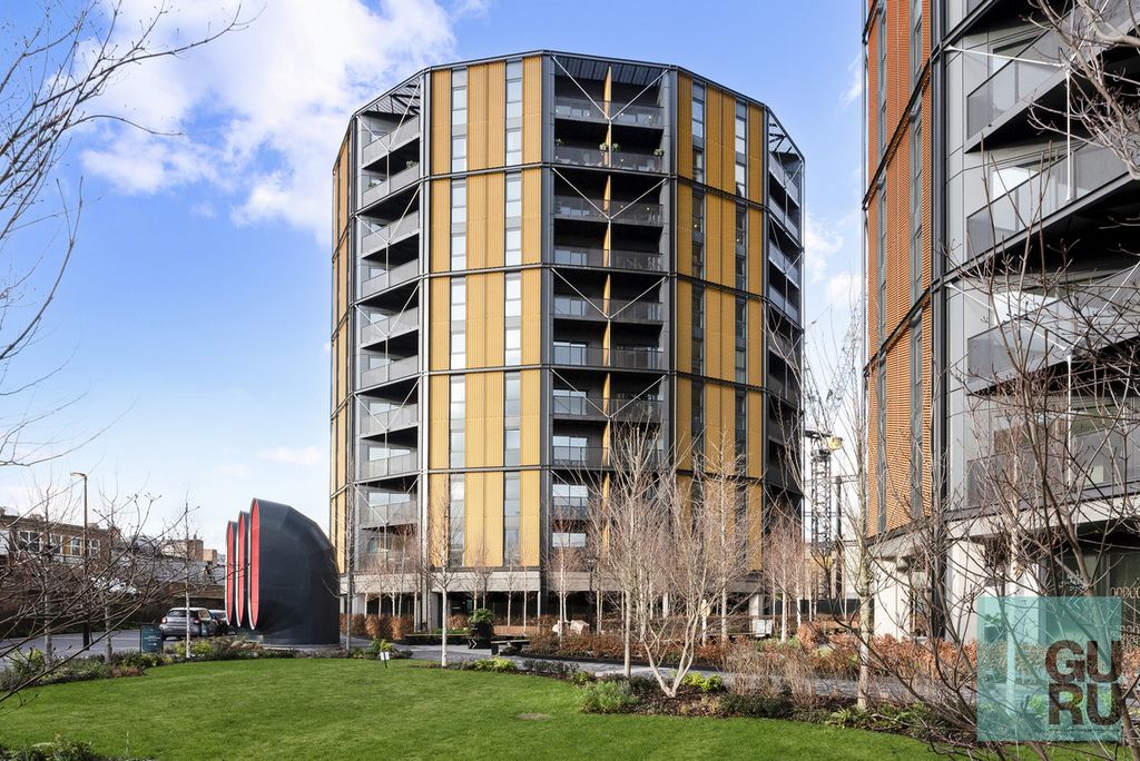 Property photo 1 of 11