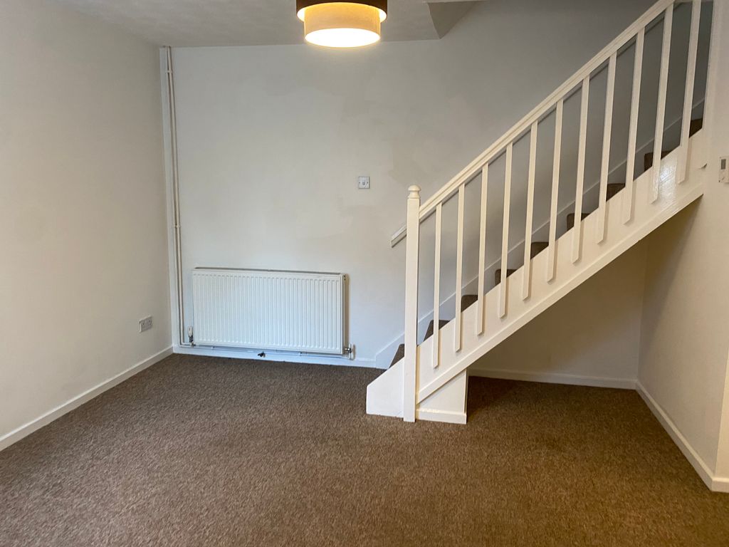 Property photo 2 of 7 Lounge