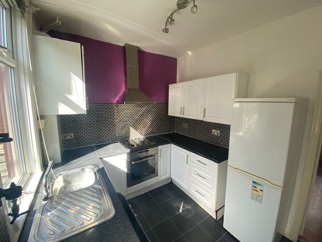 Property photo 3 of 12 Entrance Porch