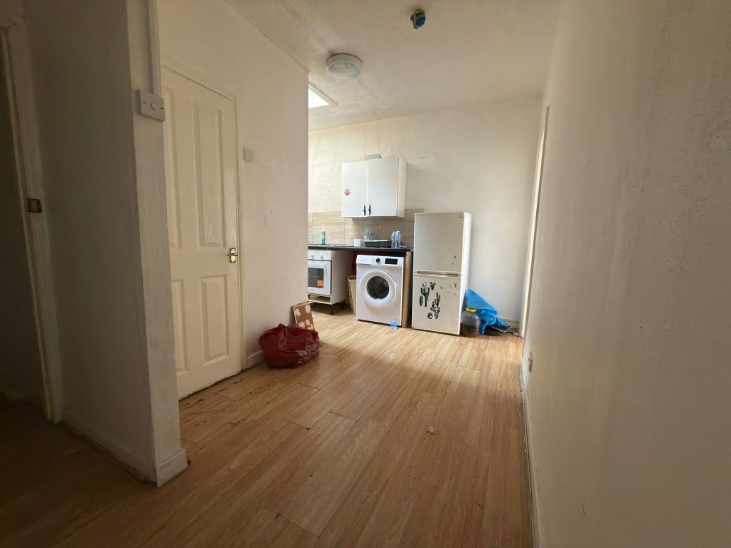 Property photo 3 of 4