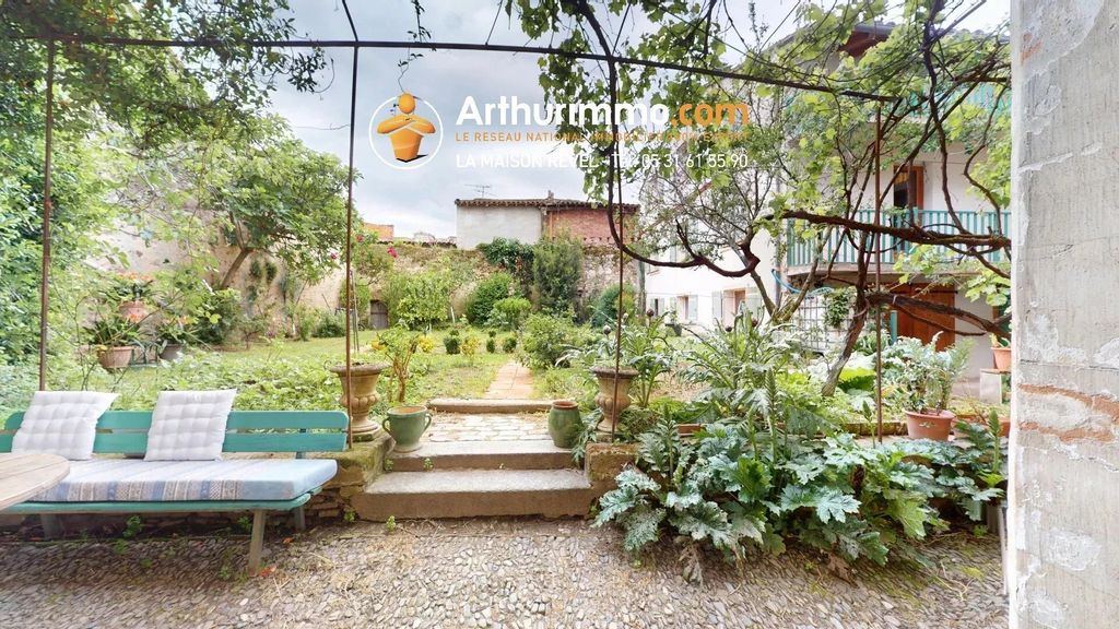 Property photo 1 of 12 Historic 17th-Century House With Garage, Garden And Annex In The Heart Of Revel