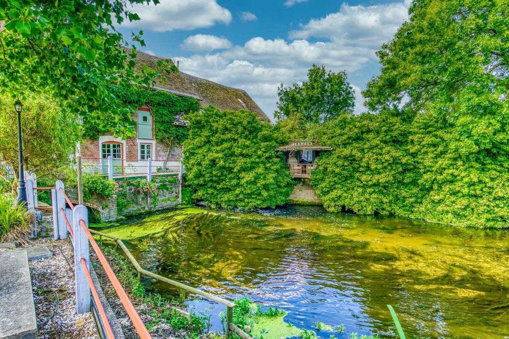 Property photo 3 of 4