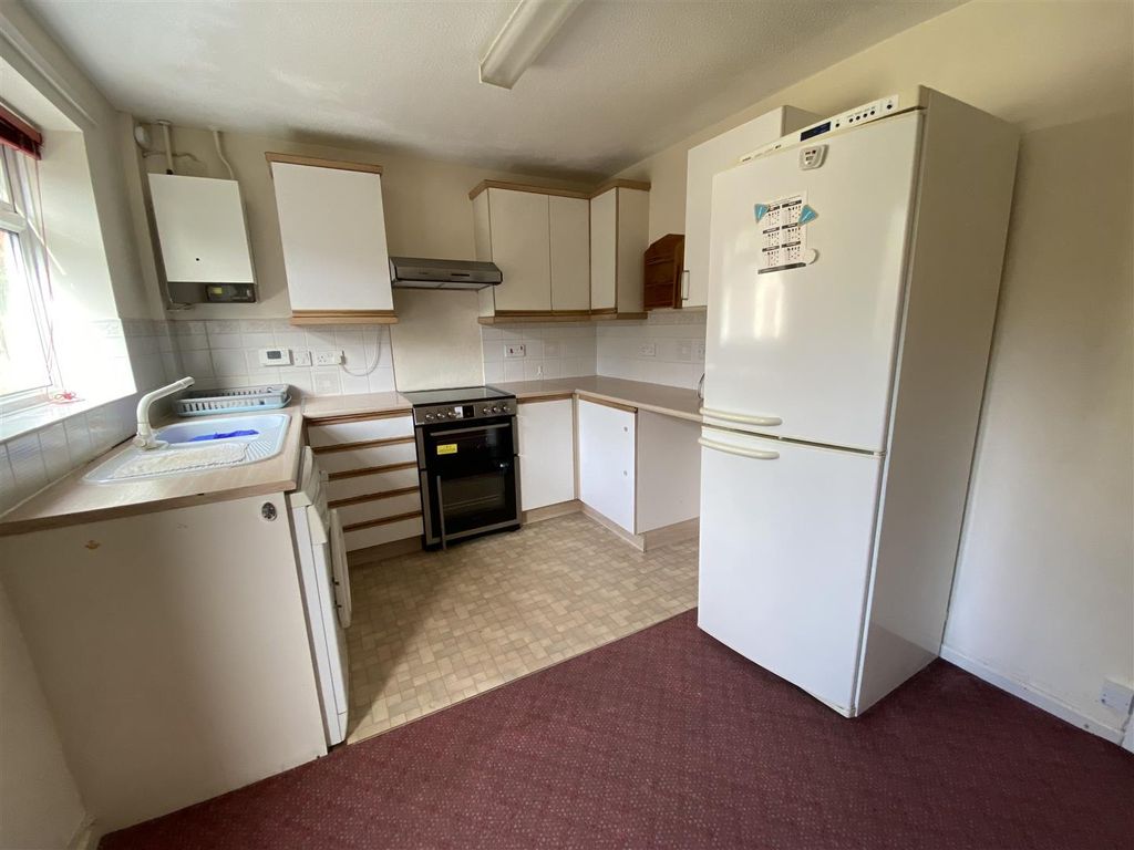 Property photo 2 of 8