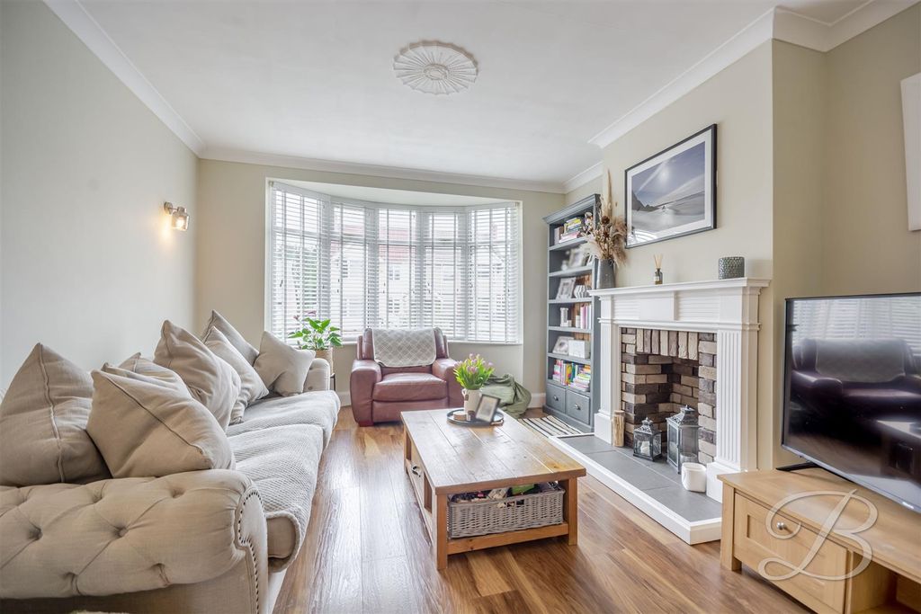 Property photo 3 of 39 Ccltd-32.Jpg