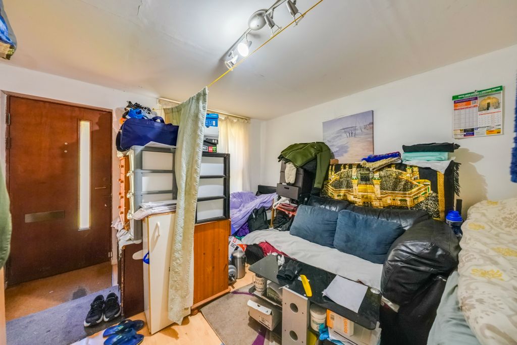 Property photo 2 of 14 Ovt00640Edited