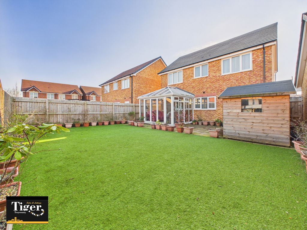 Property photo 2 of 30 Cam03440G0-Pr0552-Still003