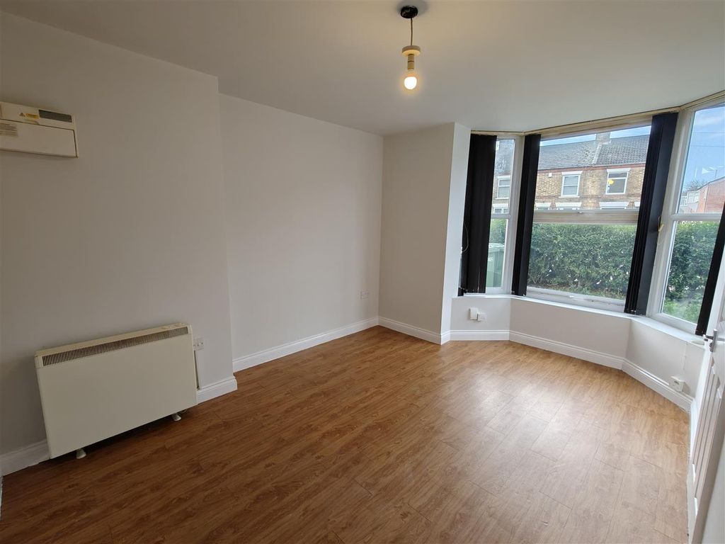 Property photo 2 of 9 Img20251117104343-Min.Jpg