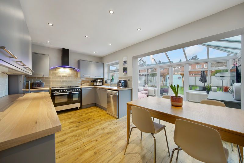 Property photo 1 of 28 Kitchen Diner