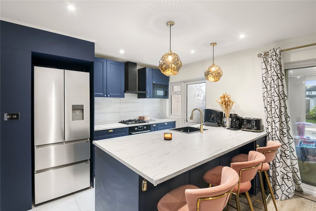 Property photo 3 of 15 Picture No. 06