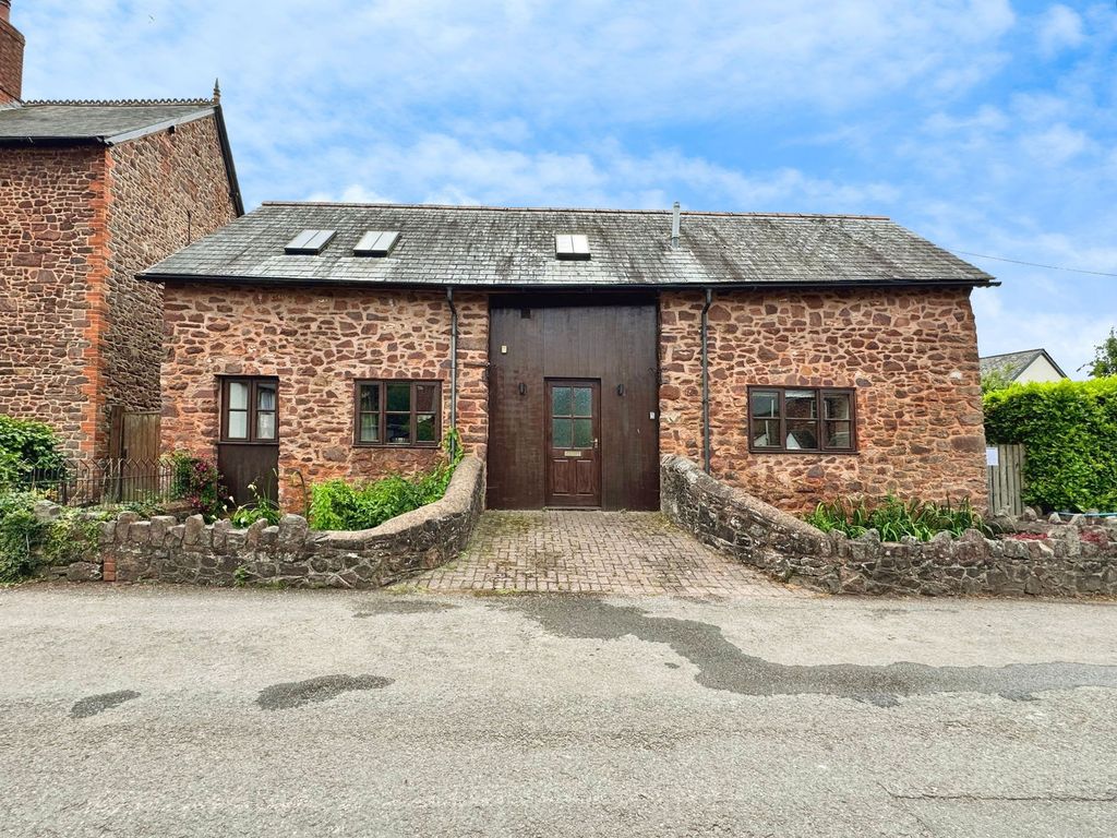 Property photo 1 of 28