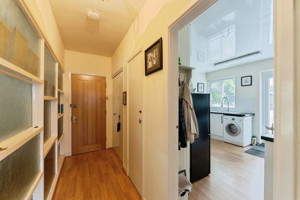 Property photo 3 of 16 Pbox-Img.Jpg