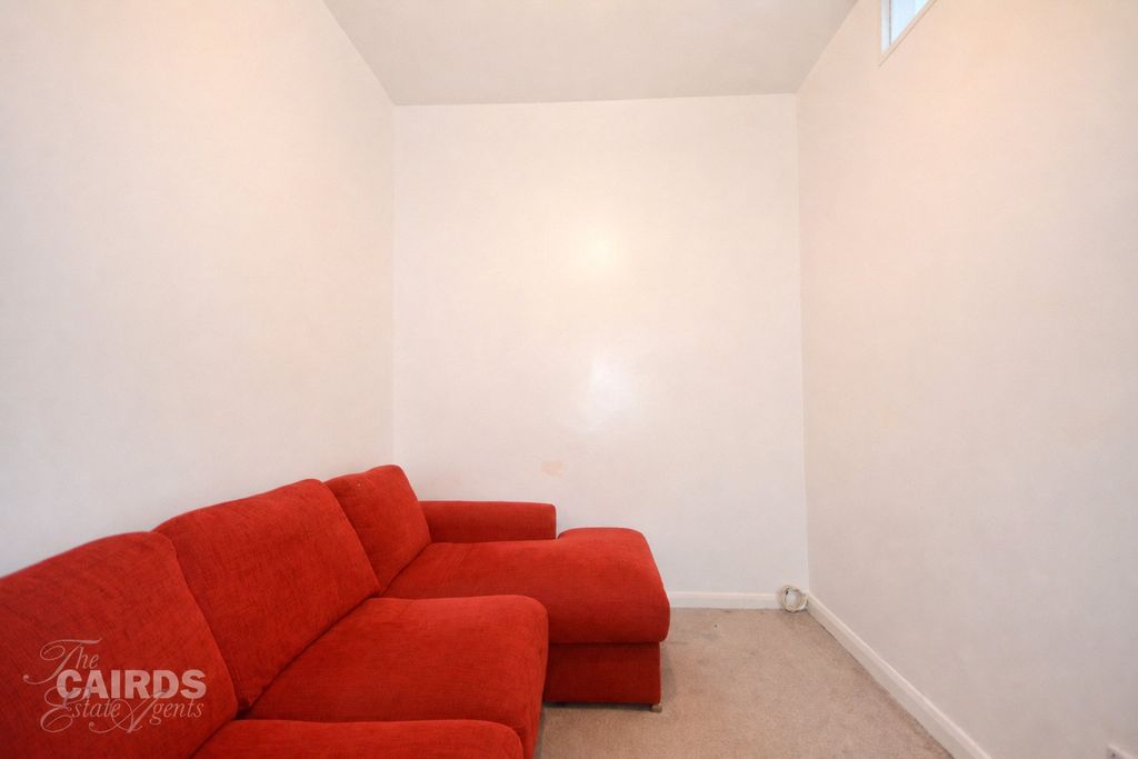 Property photo 3 of 5 Picture No. 02