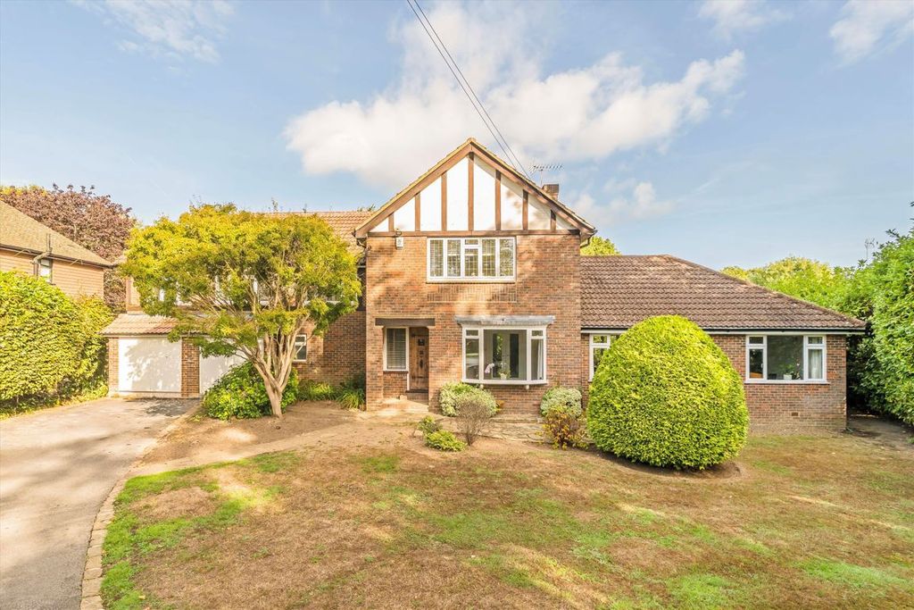 Property photo 1 of 11