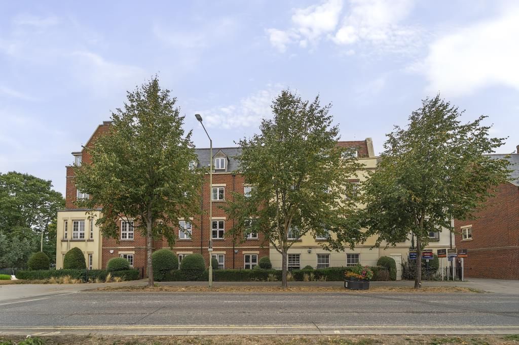 Property photo 1 of 21 External