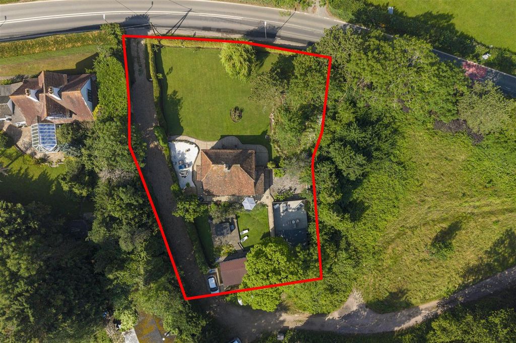 Property photo 2 of 33