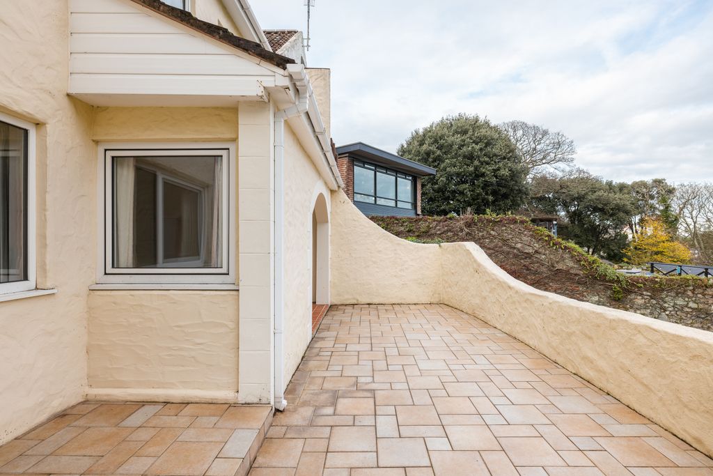 Additional image 10 of 3 bed semi-detached house for saleHavelet, St. Peter Port, Guernsey GY1