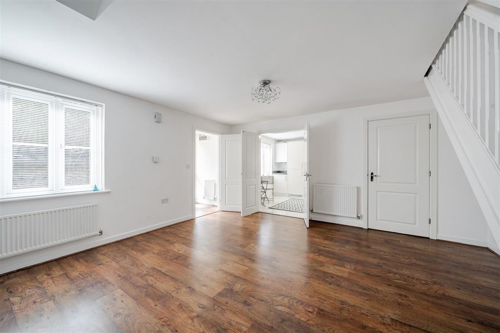 Property photo 3 of 20 Reception Room
