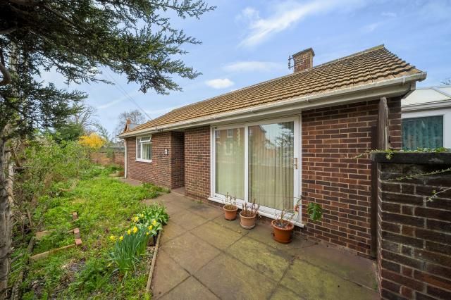 Property photo 3 of 21 External View