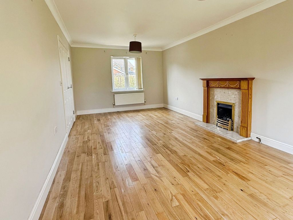 Property photo 3 of 26