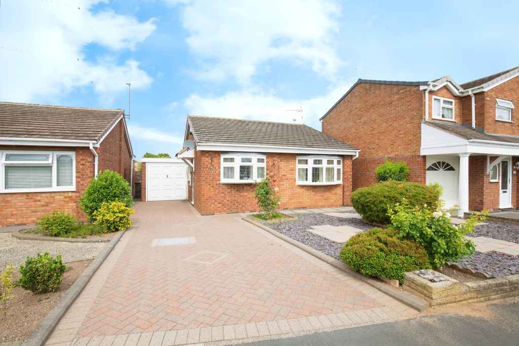 Property photo 1 of 16 0Db34311-Mw-7990