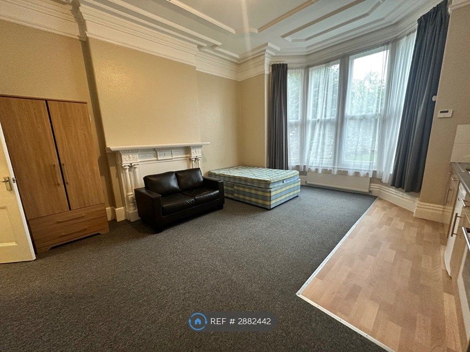 Property photo 1 of 6