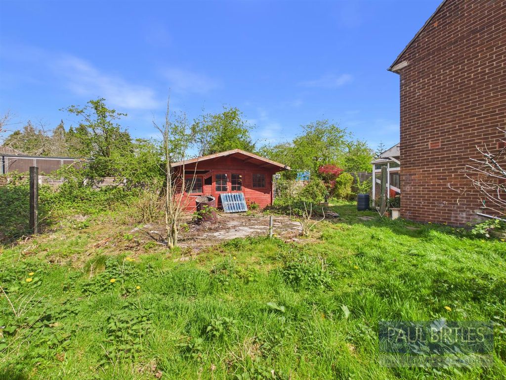 Property photo 2 of 17 Cam01301G0-Pr0742-Still021.Jpg